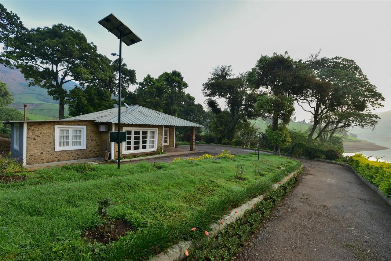 Manalar Hotel Gudalur  ภายนอก รูปภาพ